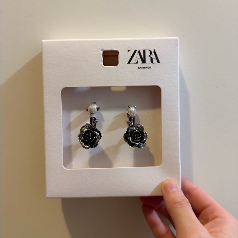 Zara silver Rose Earrings - Picture 2 of 2